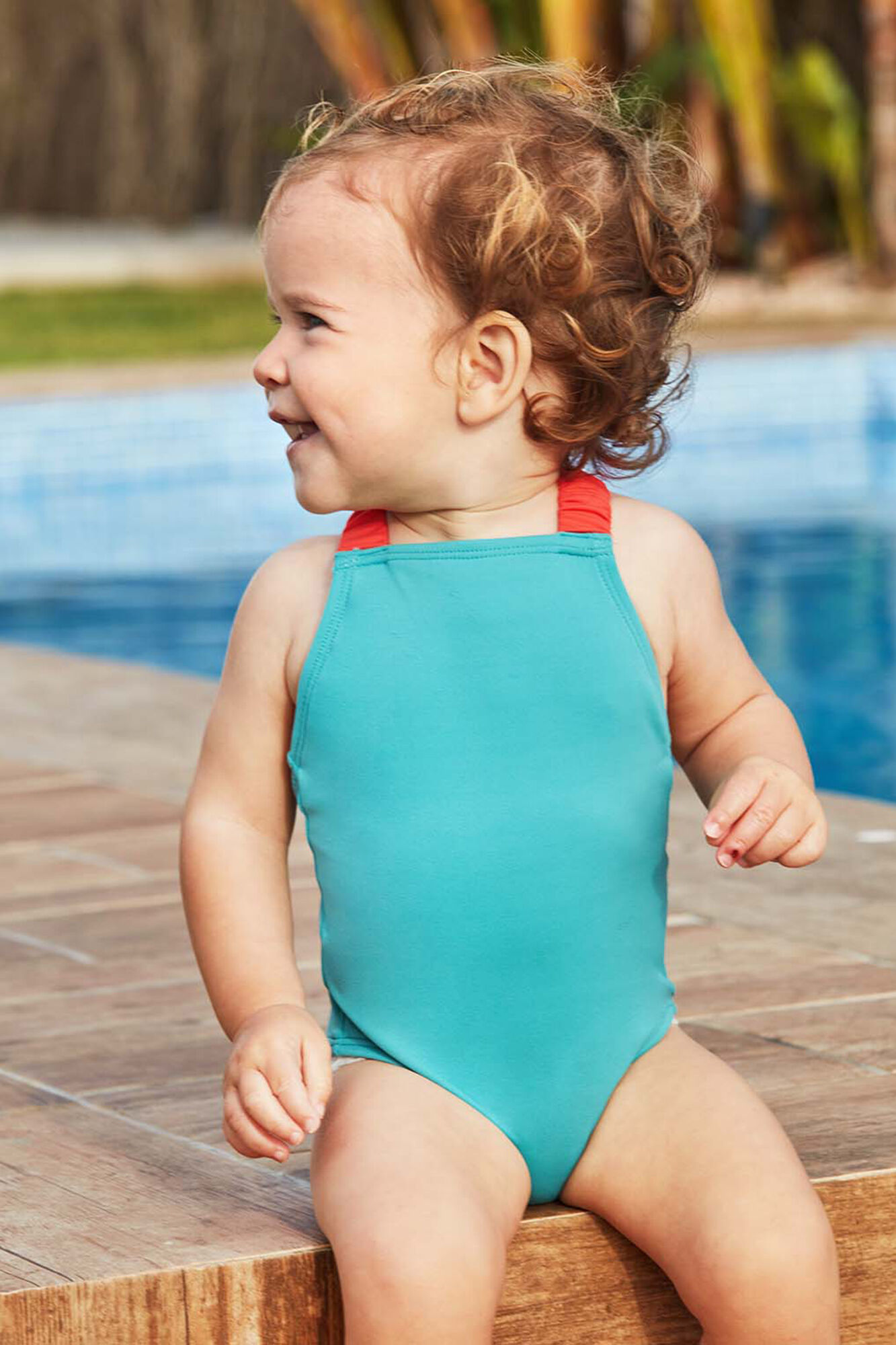 Gocco Ba&ntilde;ador detalles fosforitos gris