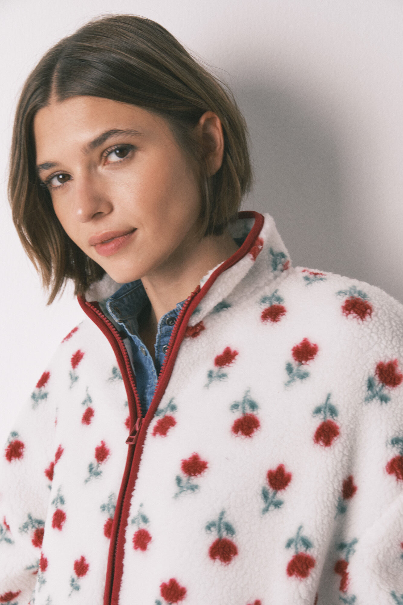 Women'secret Robe estilo t&uacute;nica de pelo branco com flores