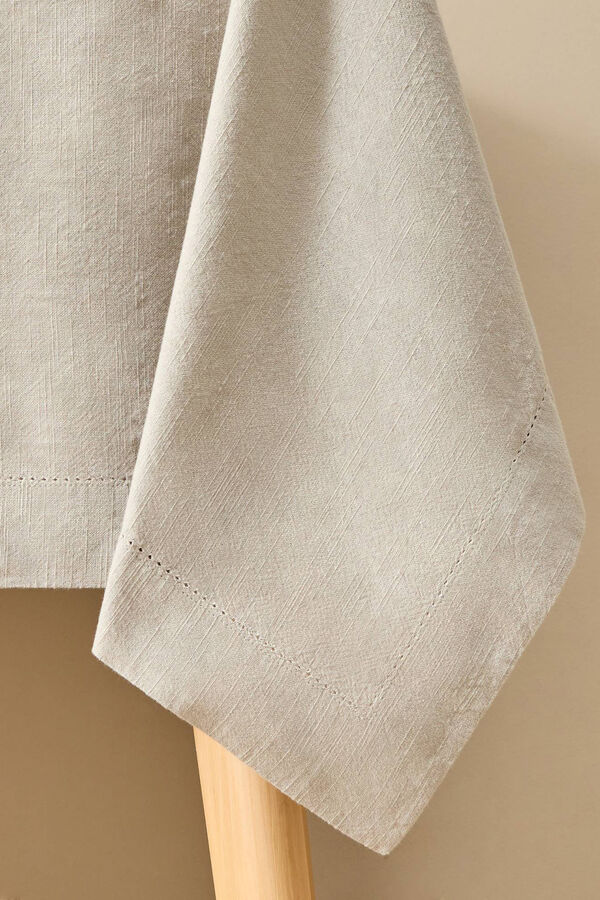 Textura Mantel liso con vainica beige
