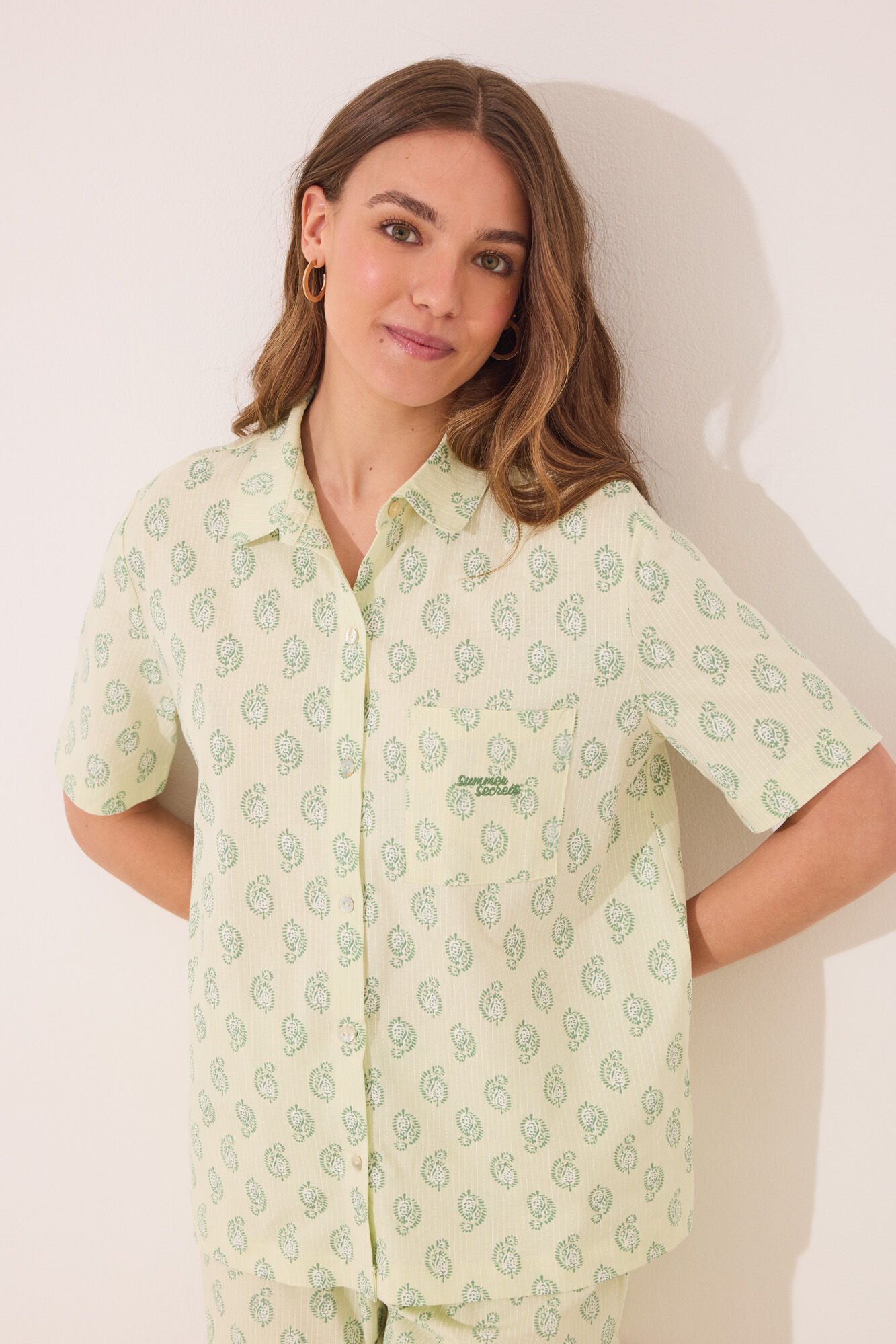 Women'secret Pijama corto camisero algod&oacute;n Paisley verde