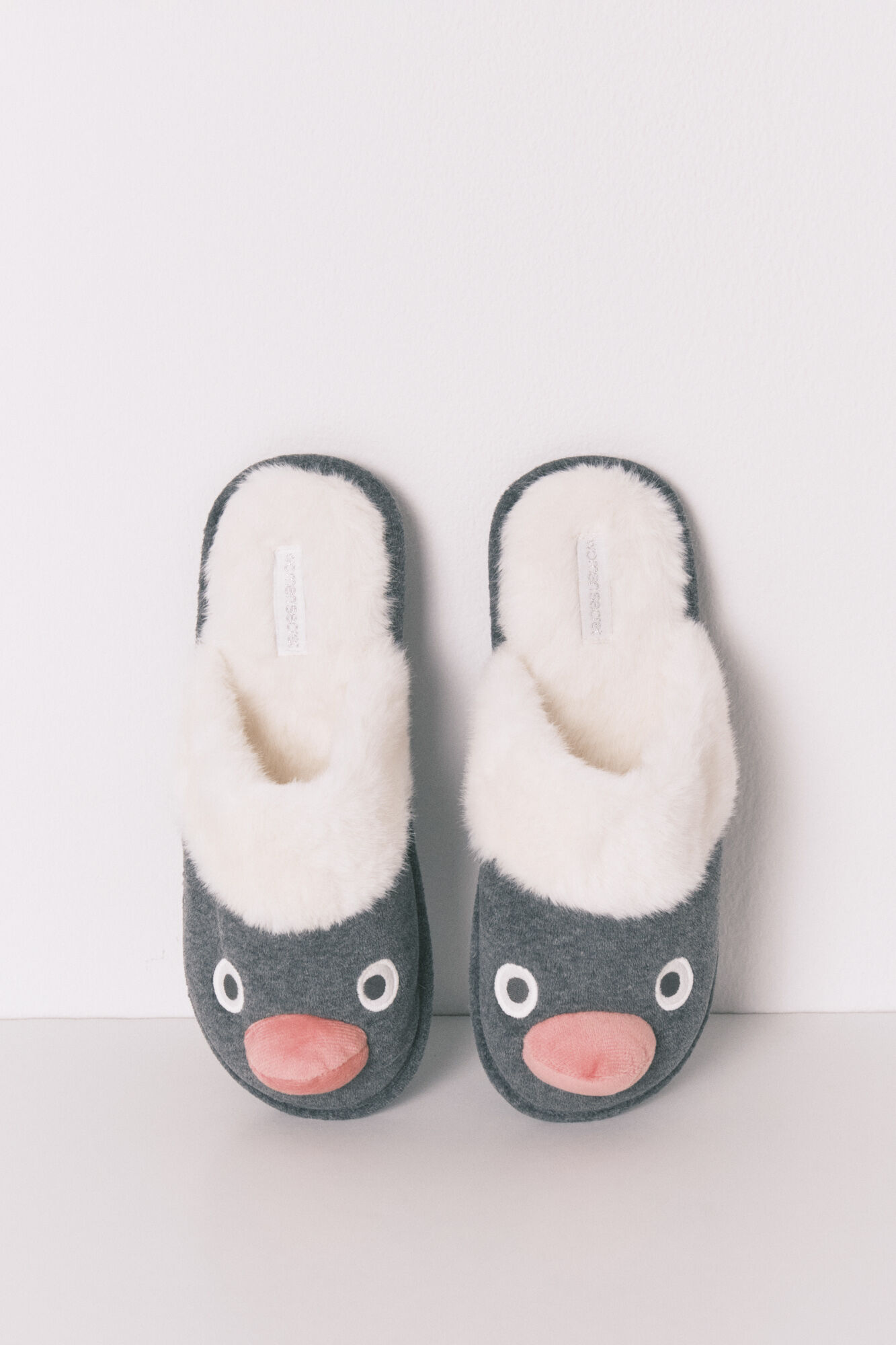 Women'secret Chinelos de quarto Pingu 3D cinzento
