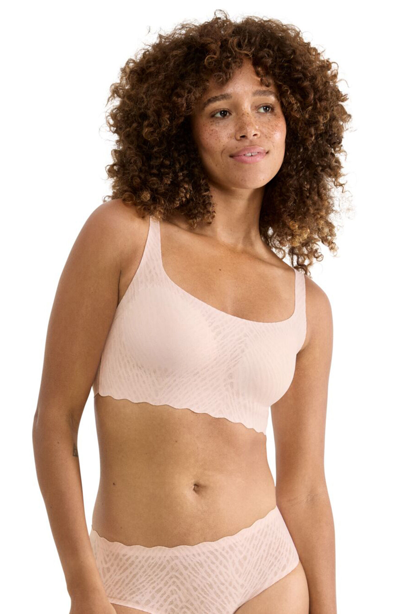 Sloggi Bralette invis&iacute;vel sem aro de renda