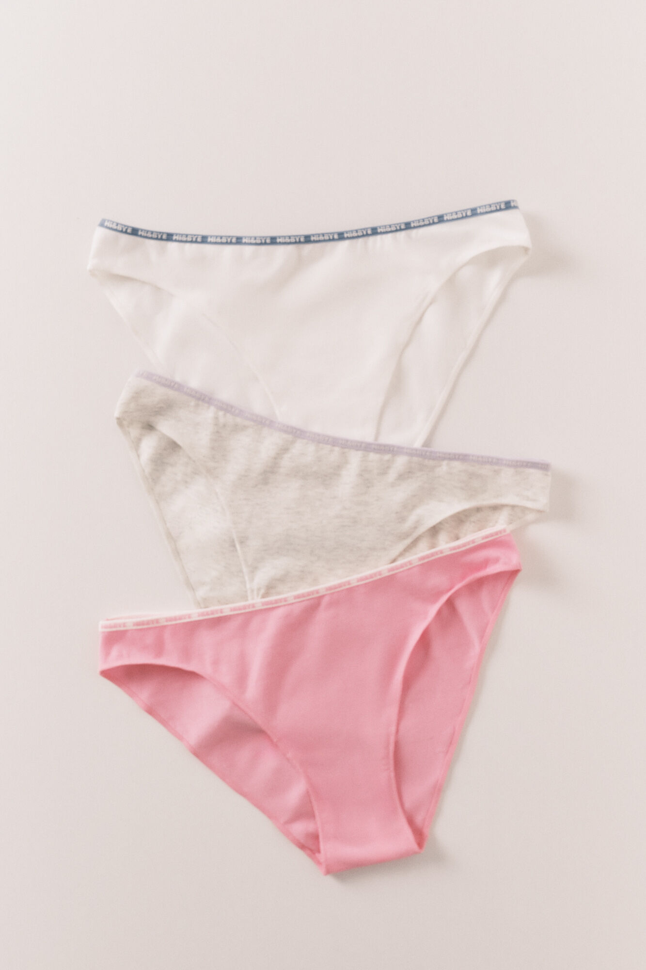 HI&BYE Pack 3 cuecas cl&aacute;ssicas em algod&atilde;o cinzento, rosa e branco