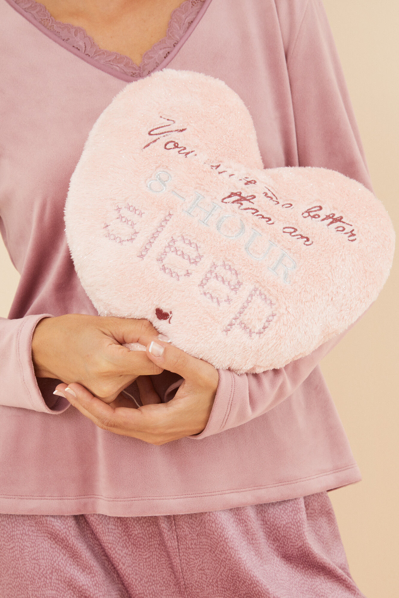 Women'secret Coj&iacute;n coraz&oacute;n La Vecina Rubia