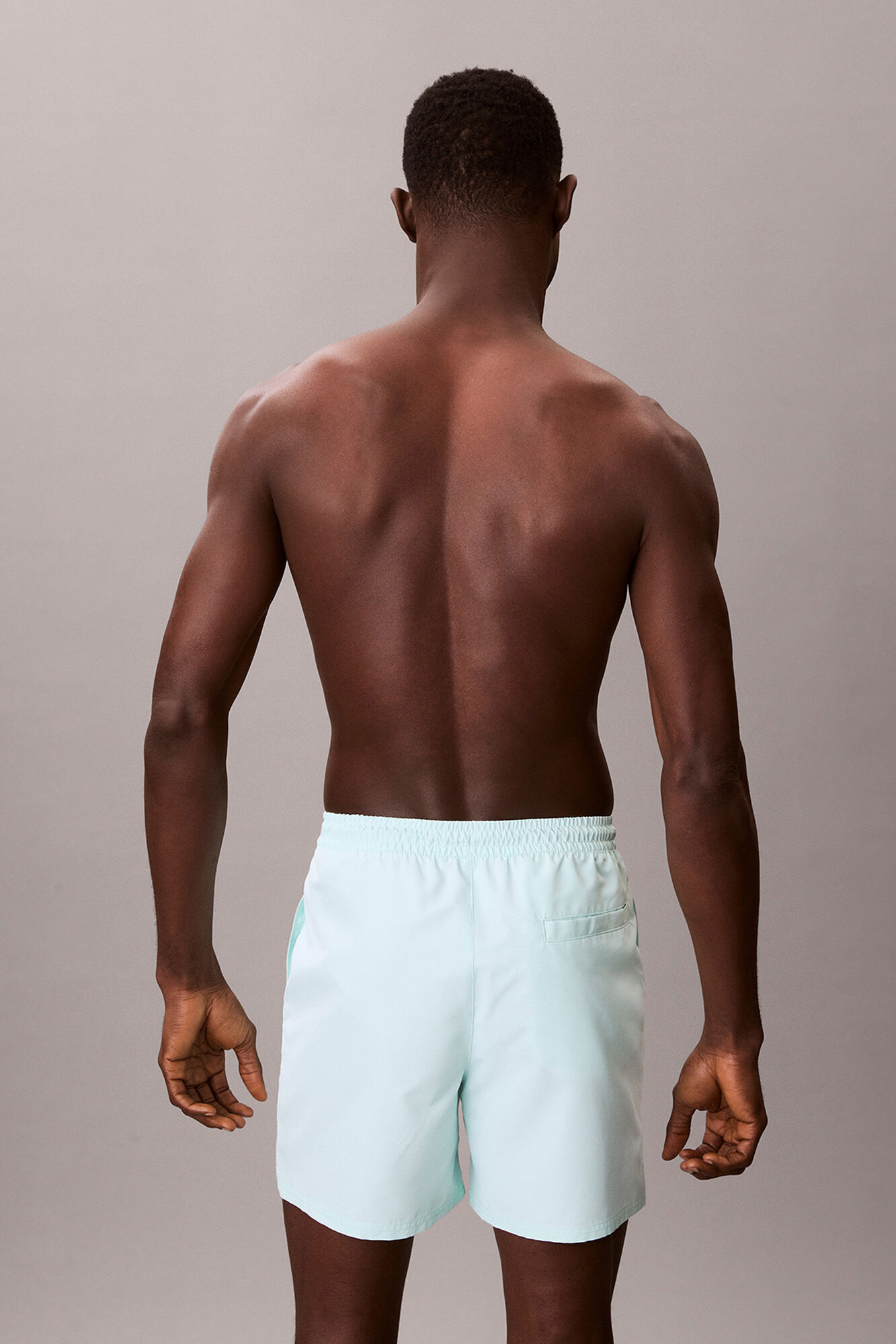 Calvin Klein Ba&ntilde;ador largo medio liso cord&oacute;n