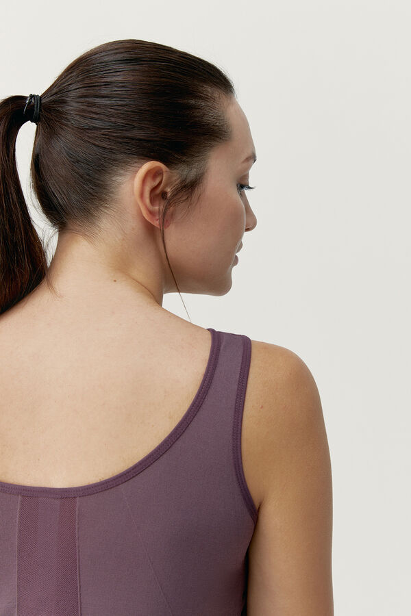 Born Living Yoga Camiseta Yara Planta de Beterraba estampado