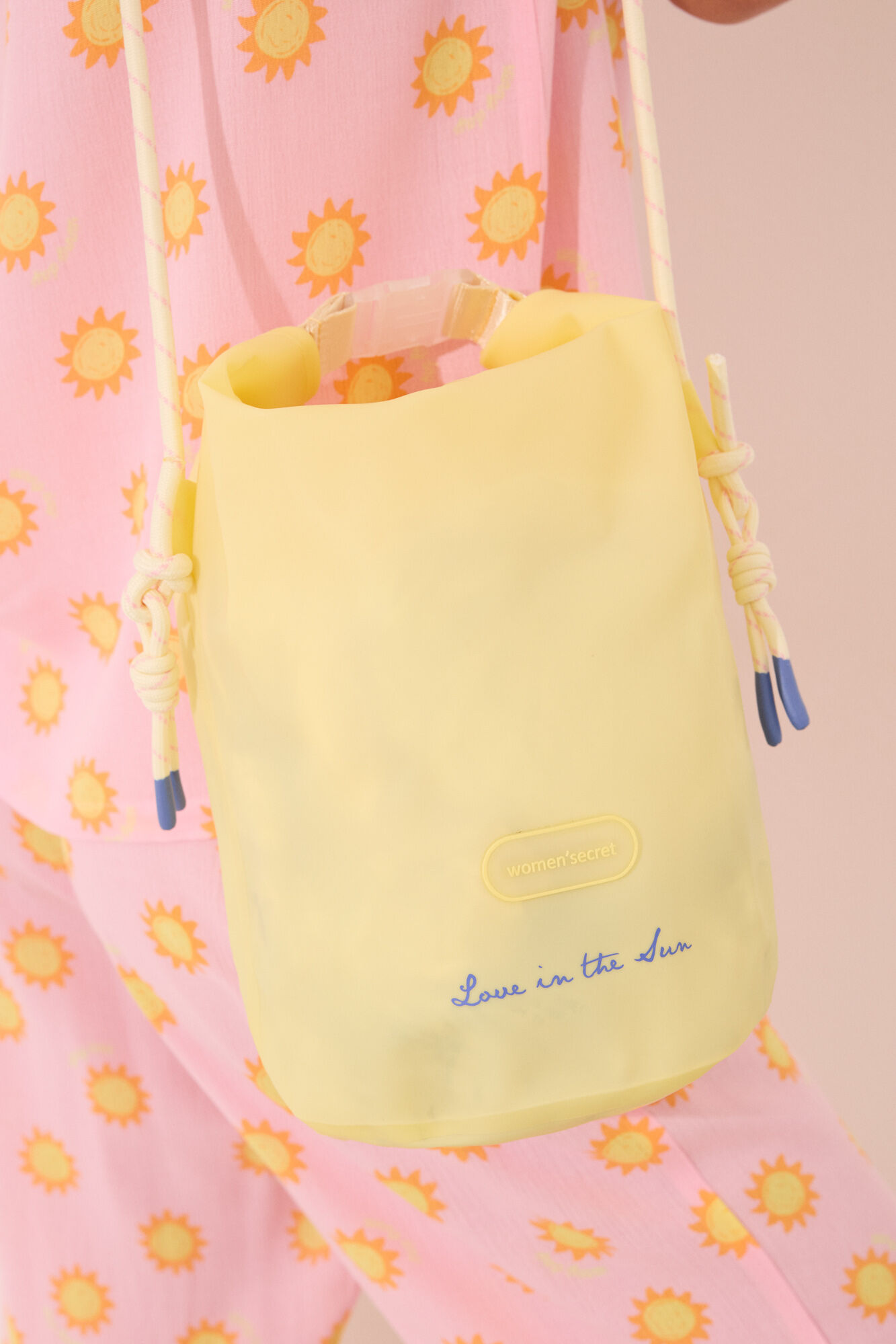 Women'secret Neceser grande tipo saco water resistant