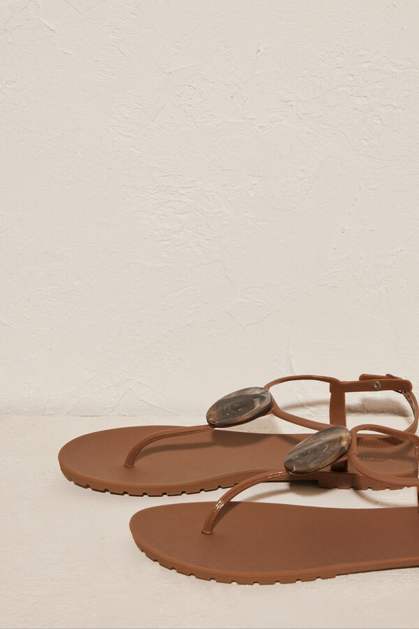 Women'secret Sand&aacute;lias rasas castanhas cru