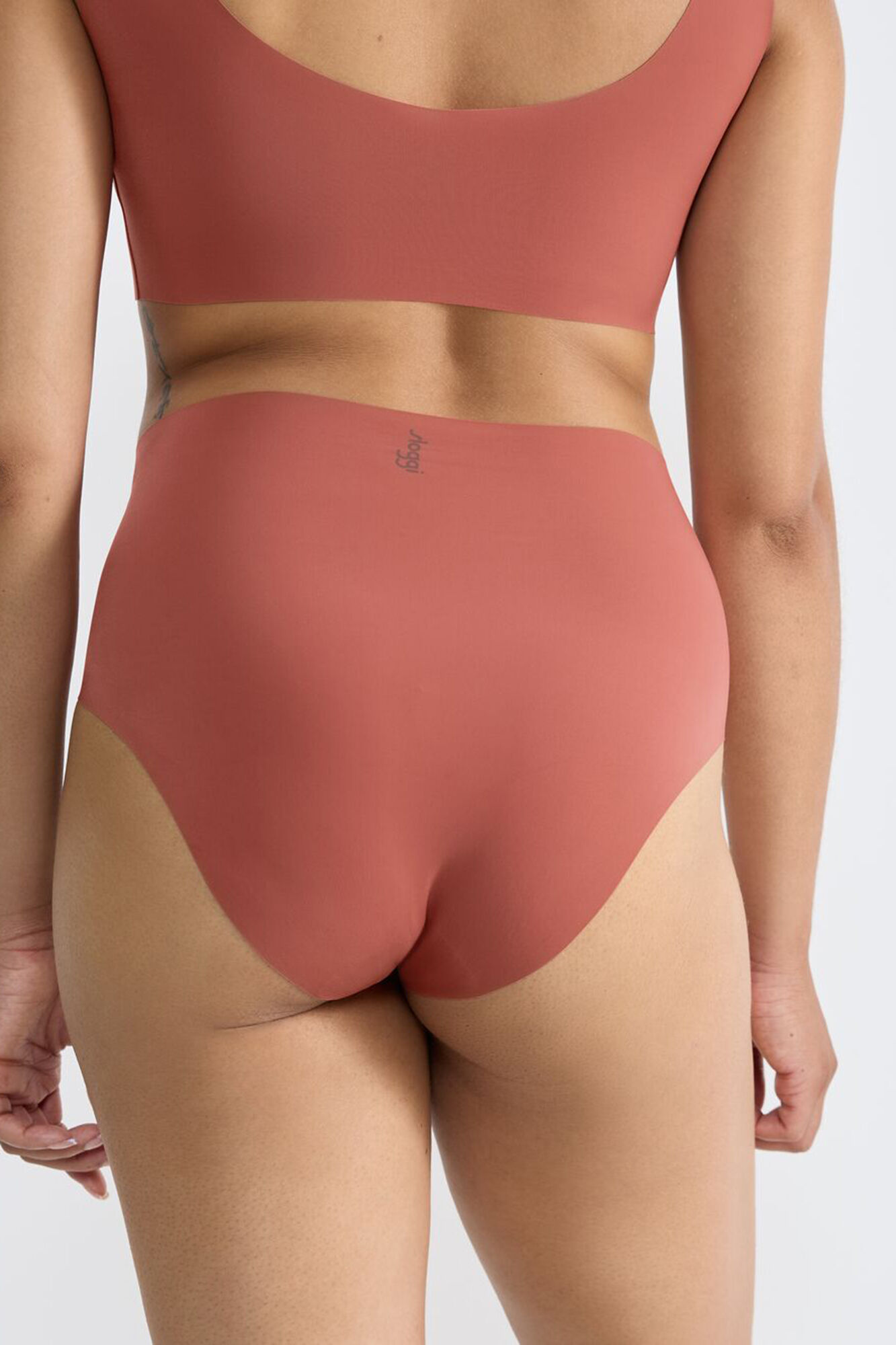 Sloggi Cueca alta sem costuras