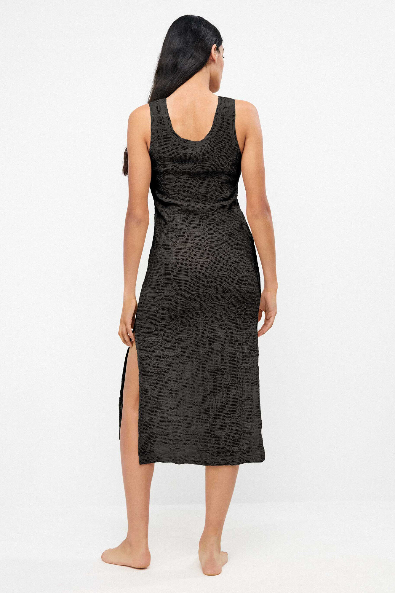 Gisela Vestido recto midi crochet