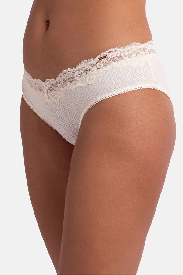 Dorina Braga hipster bege