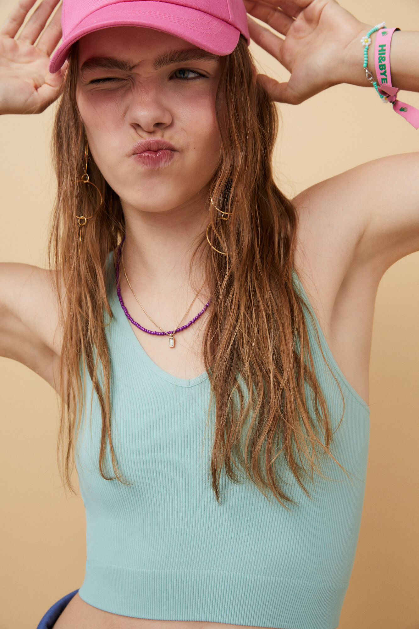 HI&BYE Crop top escote V seamless verde claro