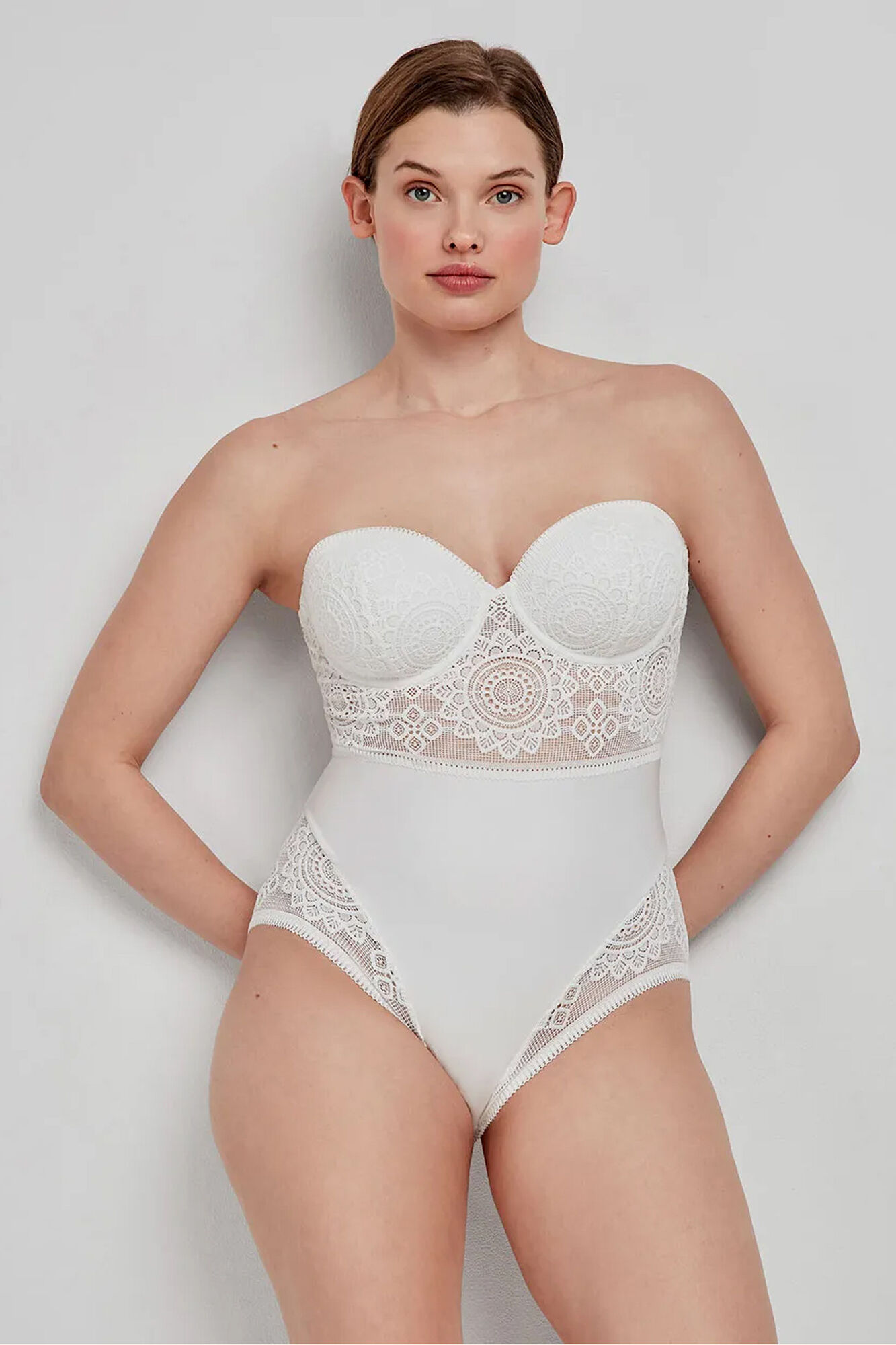 Gisela Body desmontable de encaje blanco