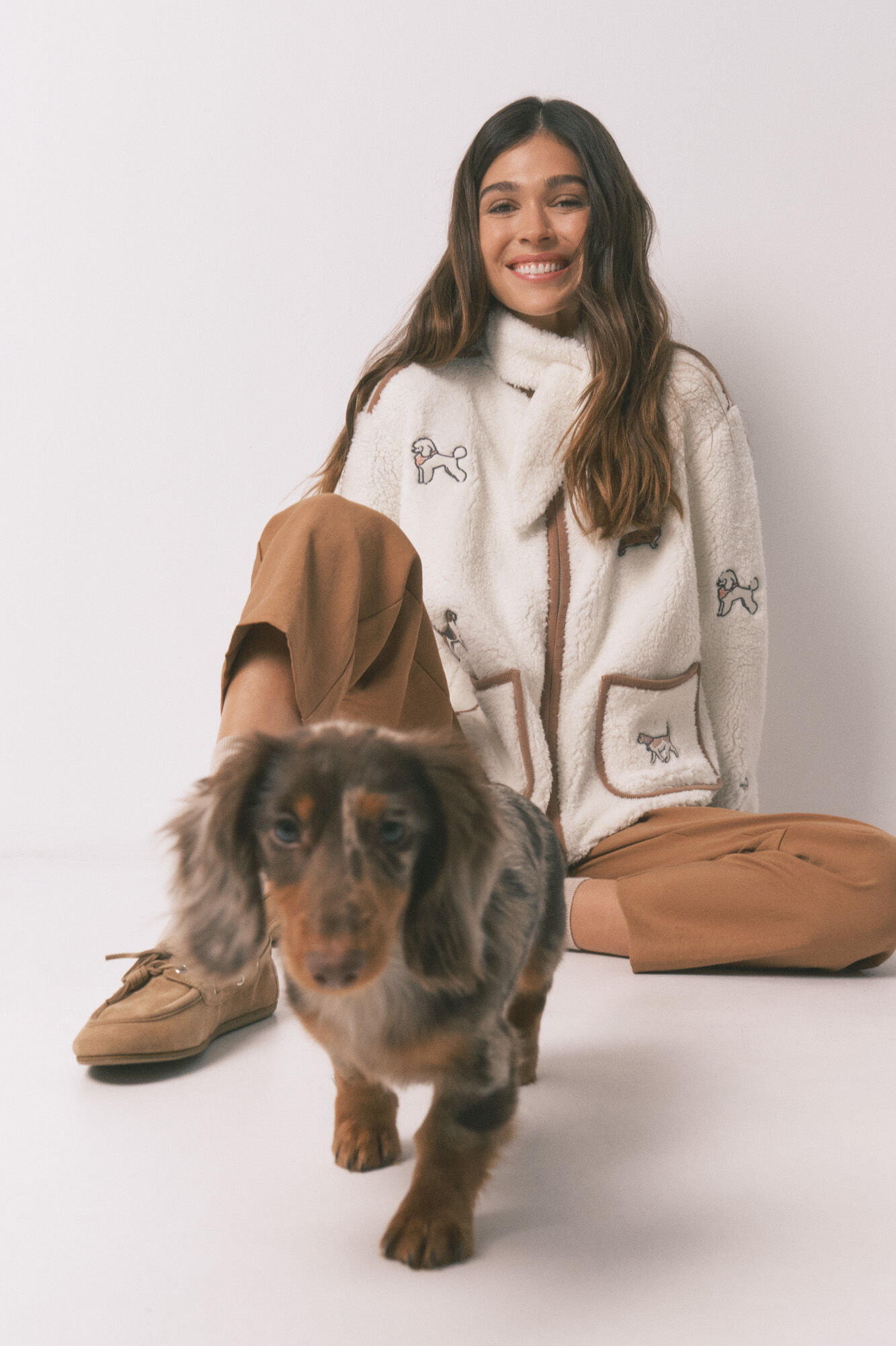 Women'secret Robe acolchoado em pelo com aplica&ccedil;&otilde;es de c&atilde;ezinhos