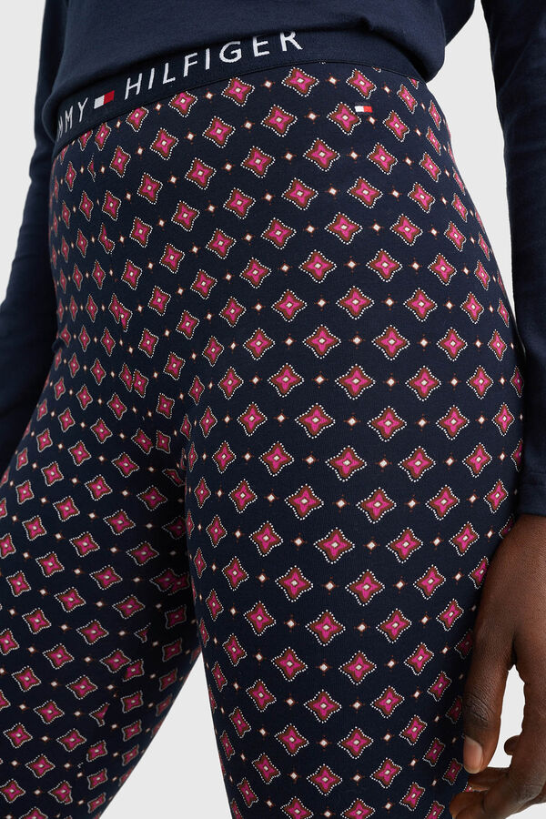Tommy Hilfiger Set de pijama largo con pantal&oacute;n de punto estampado
