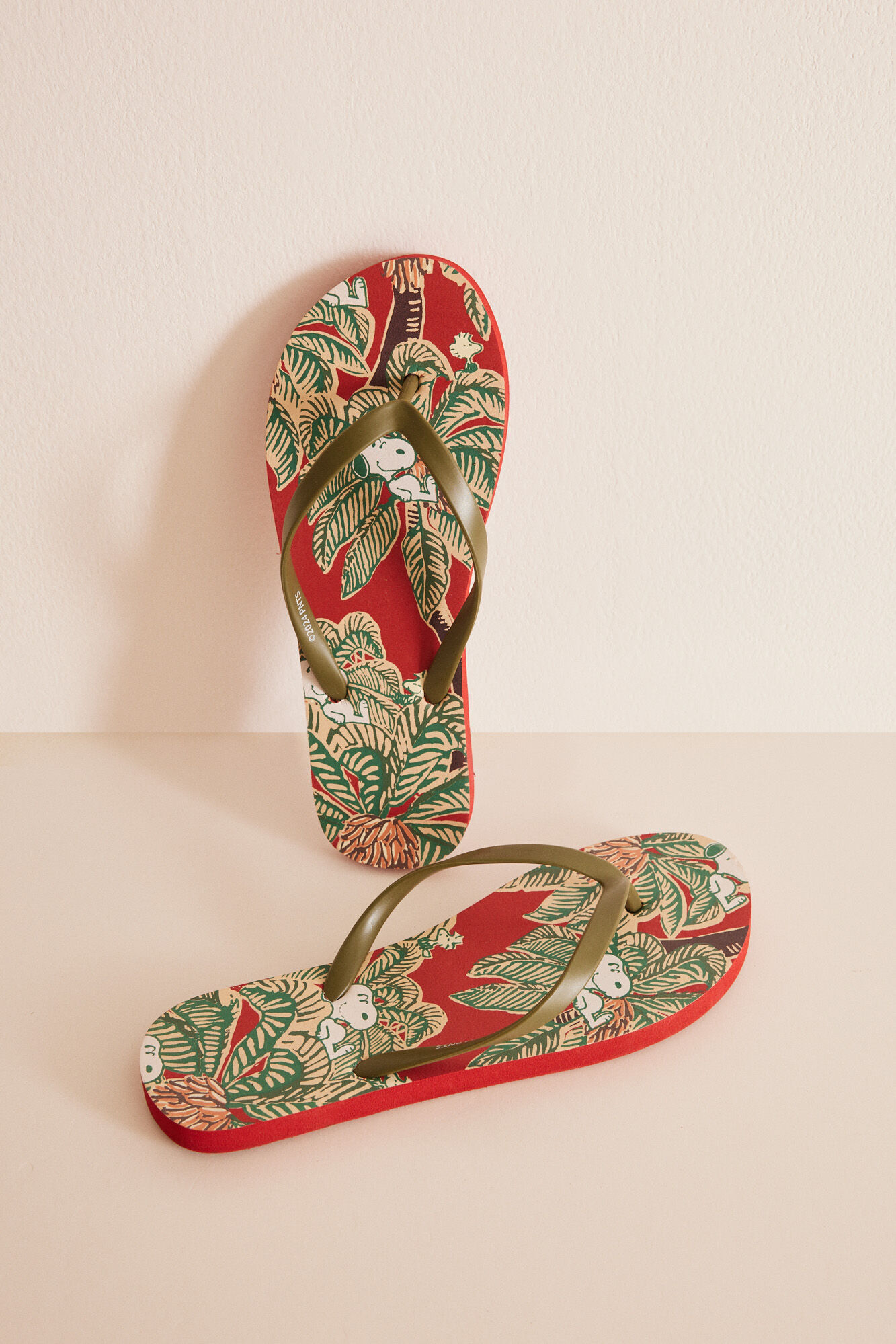 Women'secret Chinelas dedo kaki Snoopy