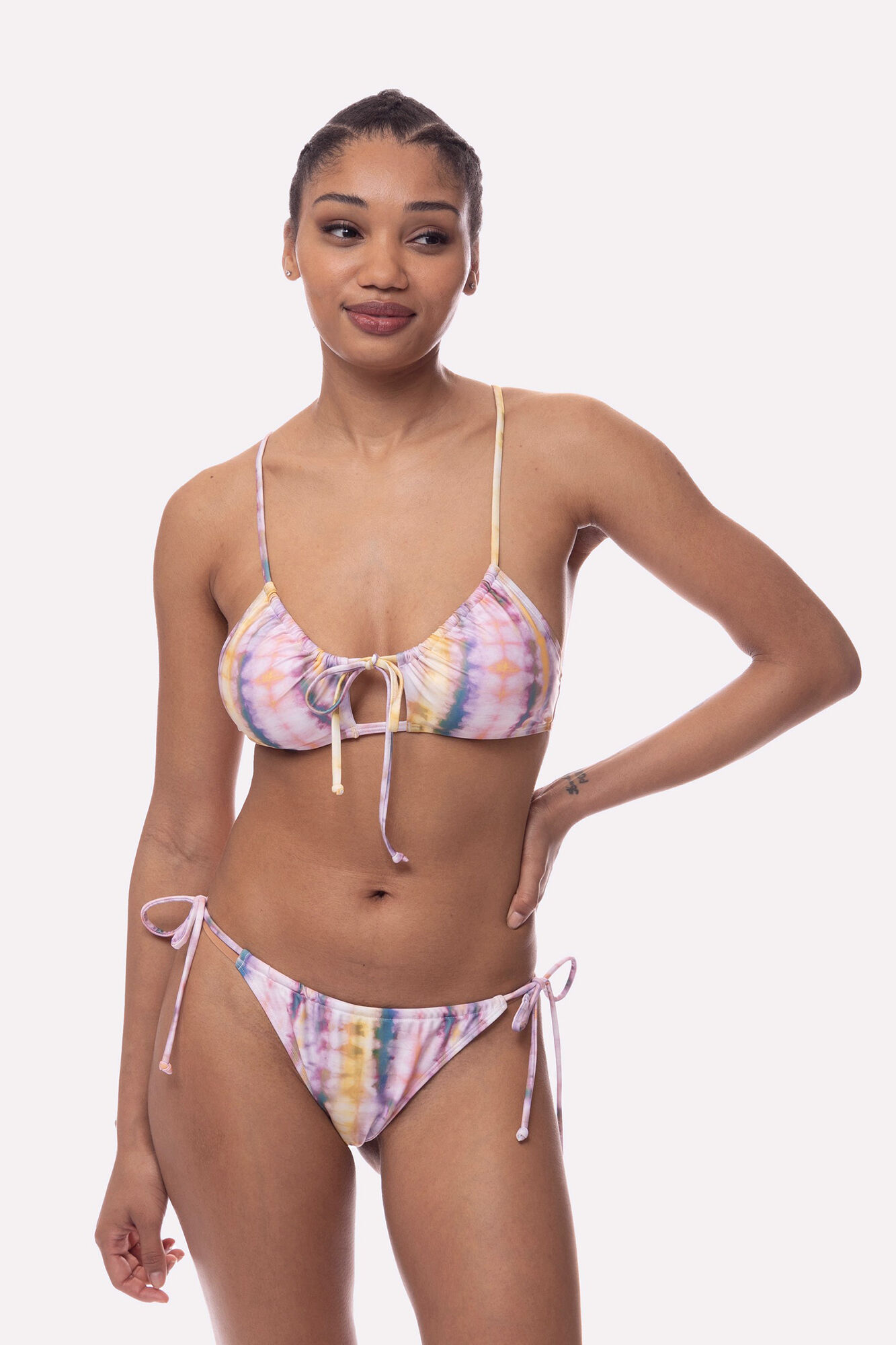 Dorina Braga String de la serie MALABOU de Dorina