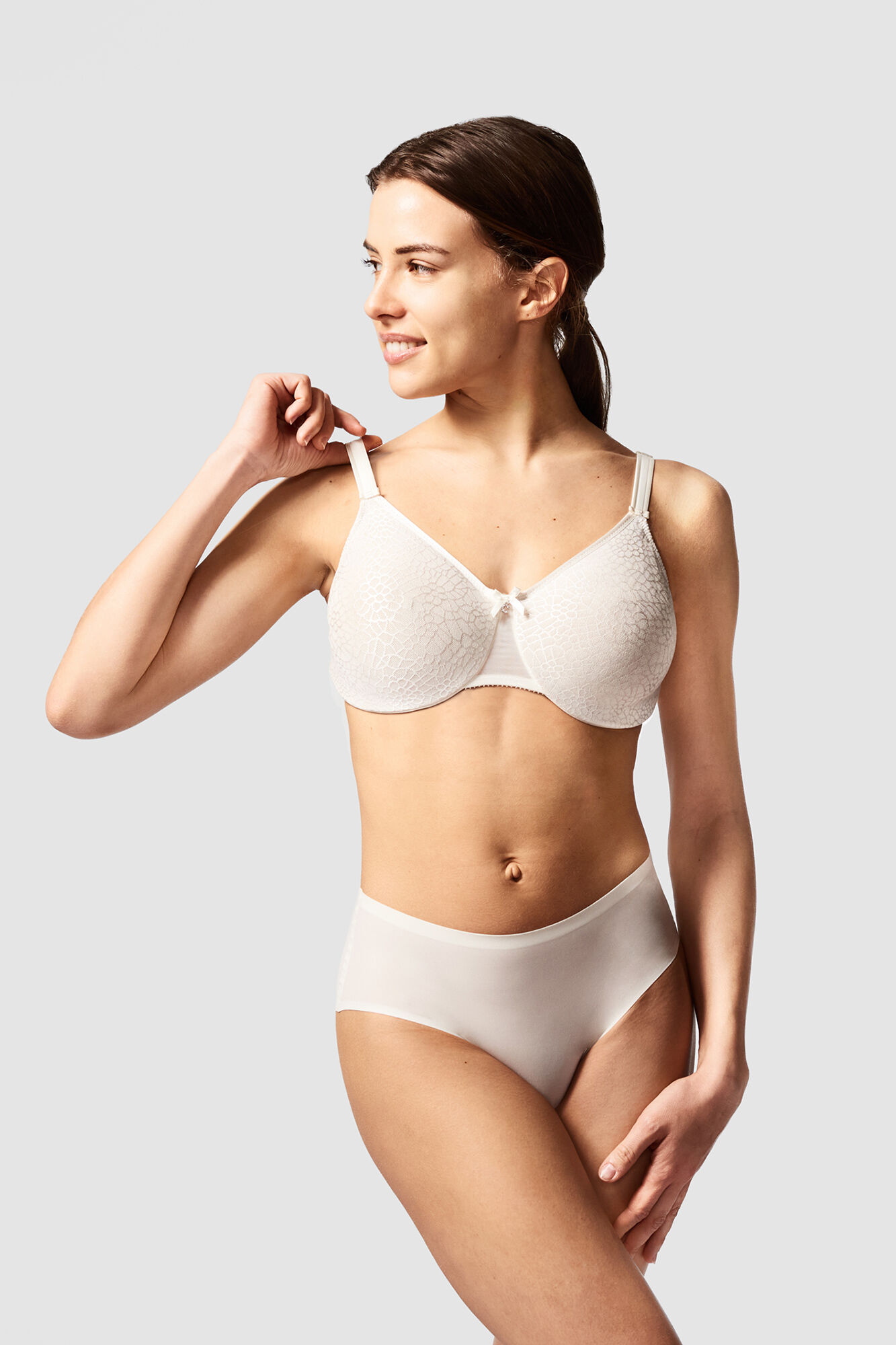 Chantelle Sujetador reductor C Magnifique malla jacquard