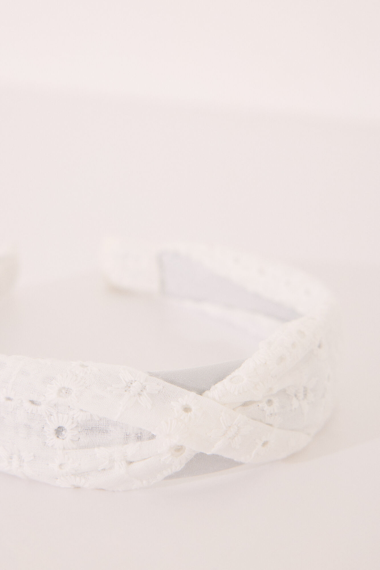Women'secret Diadema pelo bordado suizo blanco