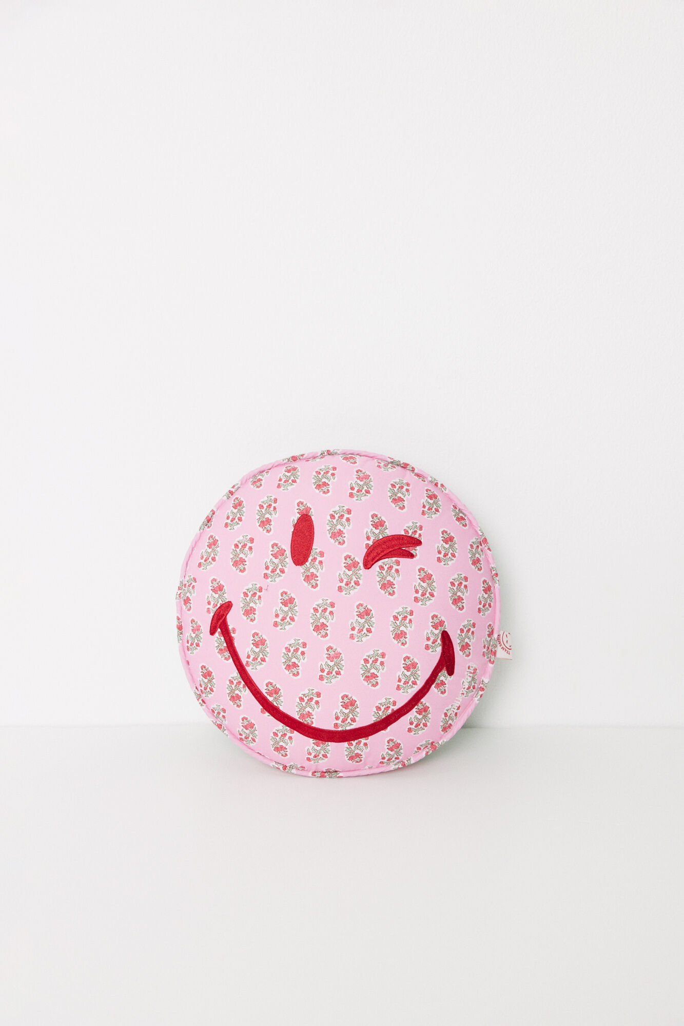 Women'secret Coj&iacute;n redondo estampado Smiley