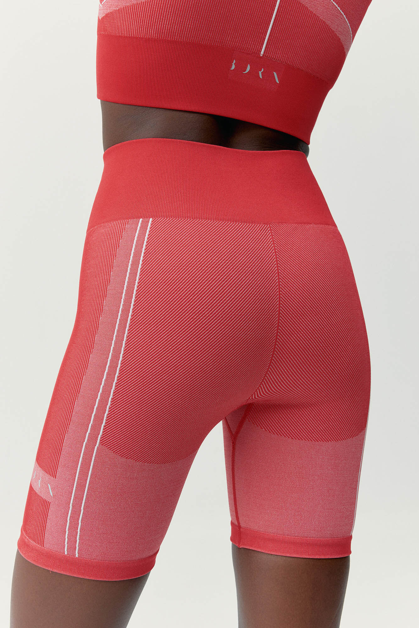 Born Living Yoga Face shorts