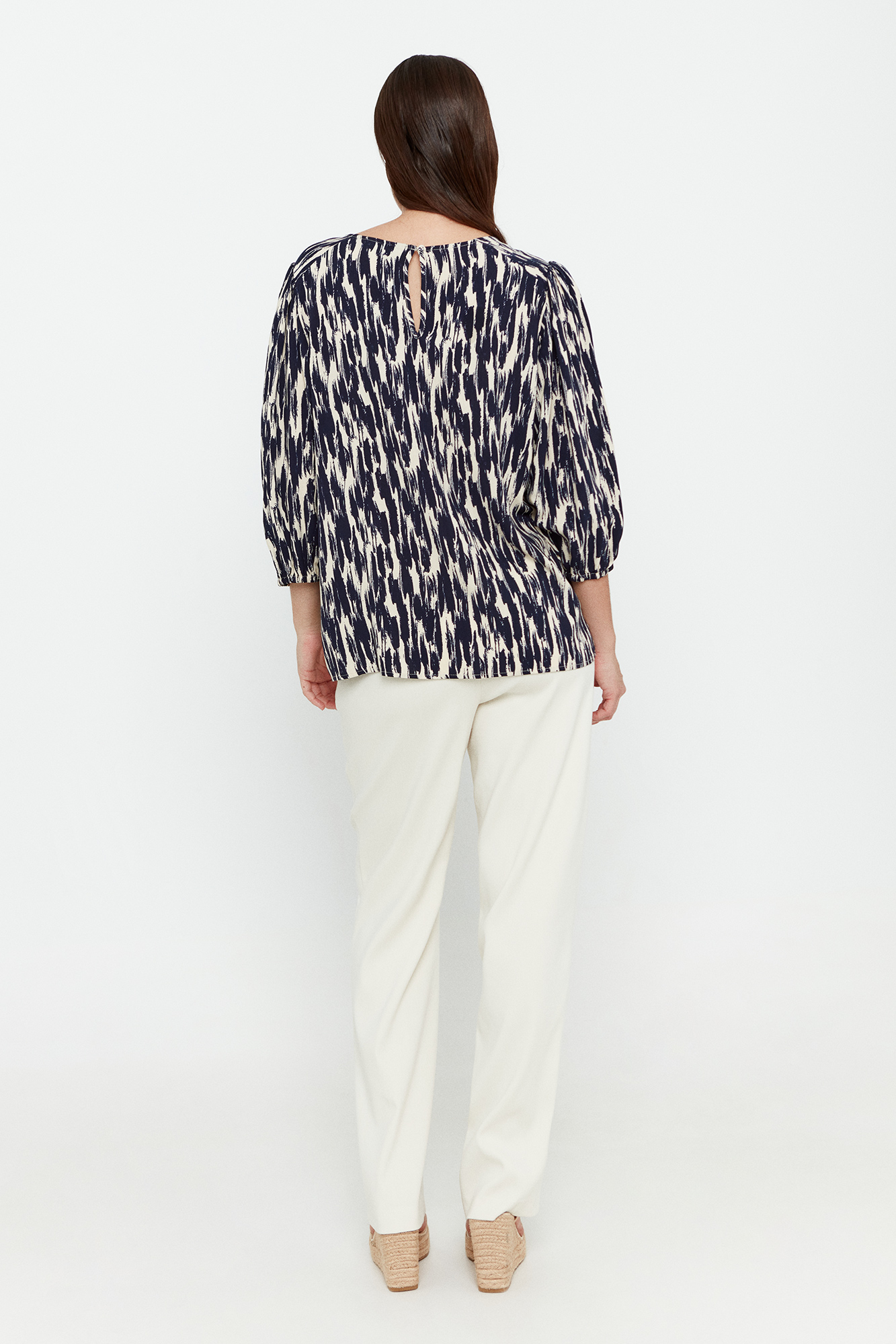 Blusa Con Cuello Redondo Delirium