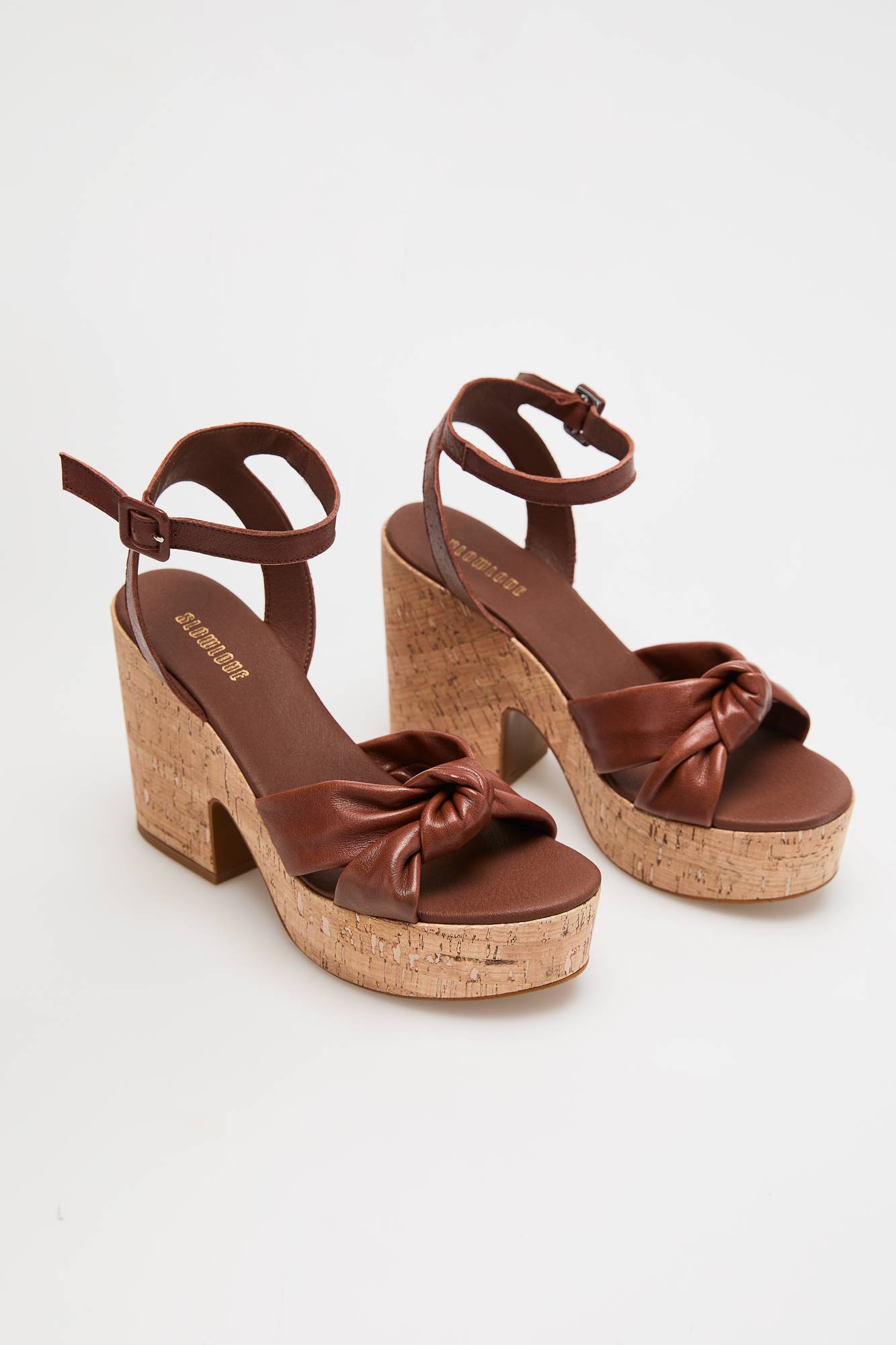 Encantador lunes Goteo Sandalia plataforma | Outlet Zapatos de Mujer | Fifty Factory