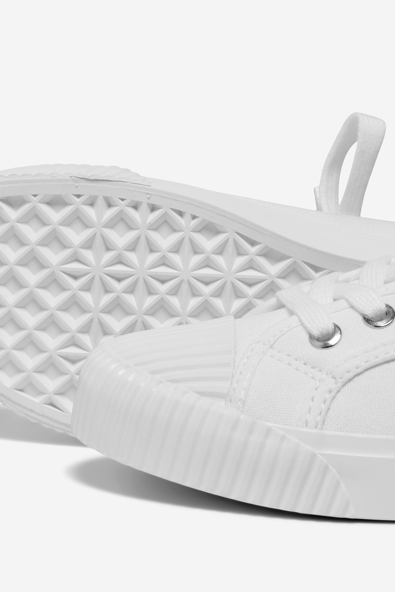 Zapatillas de lona bajas con cierre de cordones Ofertas en