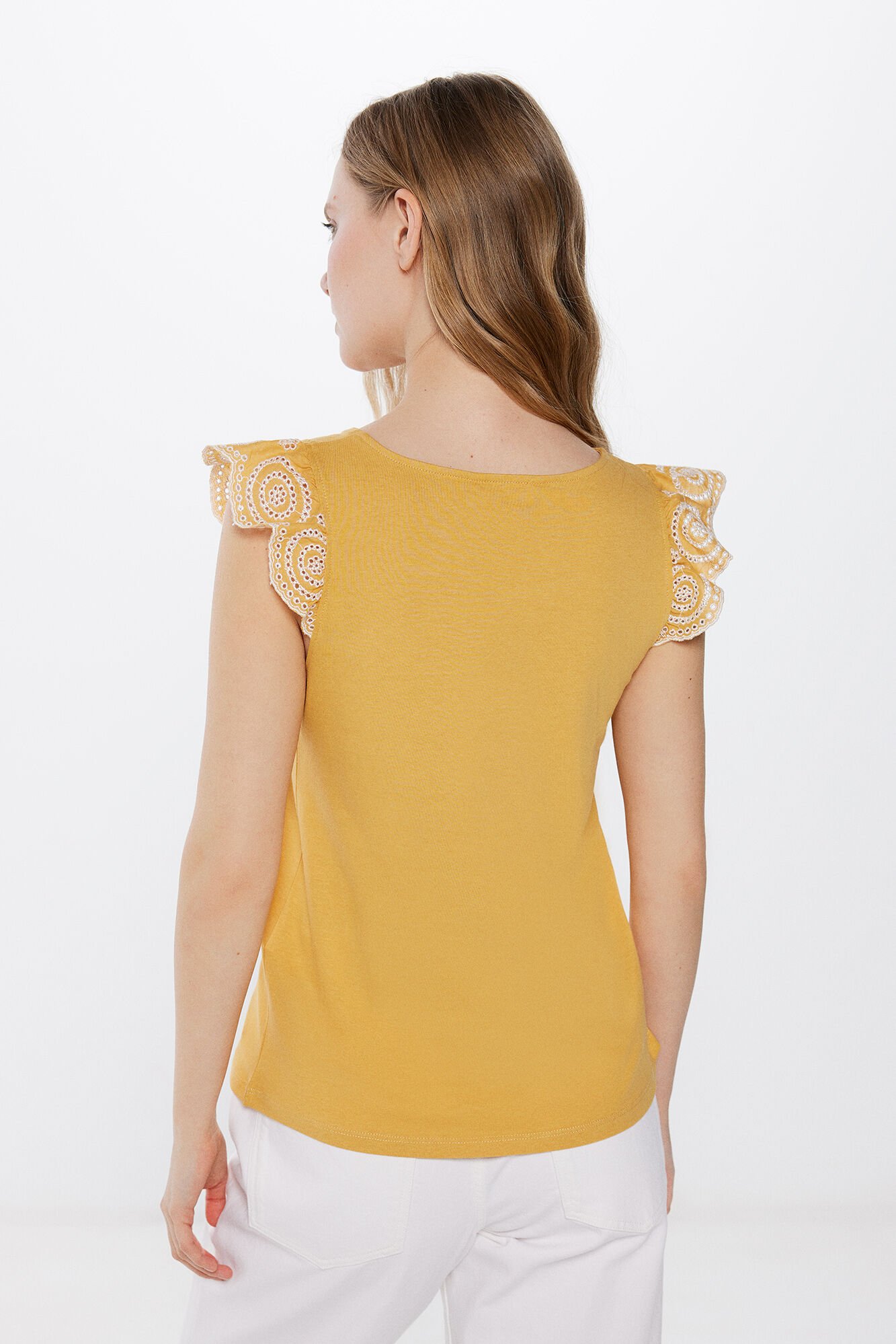 Camiseta con cuello bobo bordado suizo - REMATE FINAL - Bebé Niña - Niños - | ESPAÑA